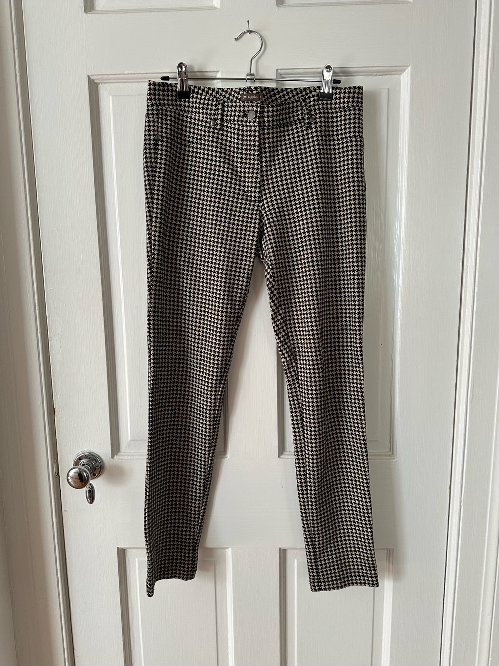 J McLaughlin houndstooth stretch straight ankle pants black 4 classic old money